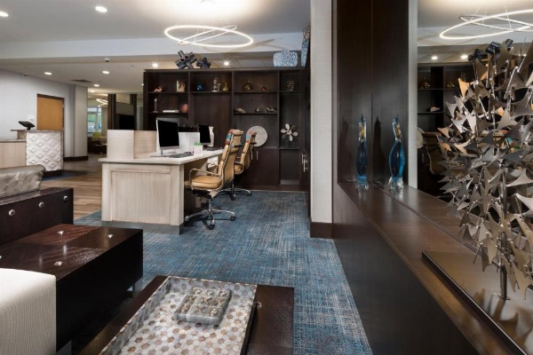 Holiday Inn & Suites Arden-Asheville Airport image 21